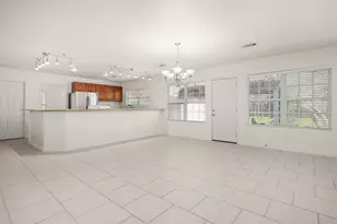 2206 Wimcrest St, Galveston, TX 77551 - Photo 11