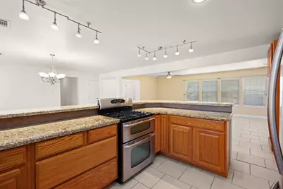 2206 Wimcrest Street, Galveston, TX 77551 - Photo 15