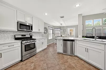 12810 Bedford Falls Drive, Cypress, TX 77429 - Photo 9