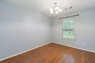 10629 Royal Cavins Dr, Conroe, TX 77303 - Photo 7