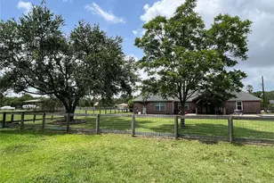 21219 Horse Shoe Dr, Manvel, TX 77578 - Photo 27