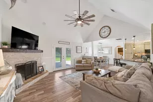 21219 Horse Shoe Dr, Manvel, TX 77578 - Photo 7