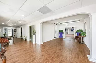 130 S 4th St, La Porte, TX 77571 - Photo 7