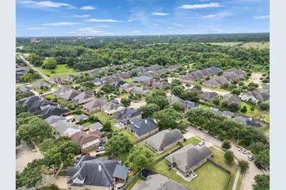 310 Fairwood Springs Lane, Richmond, TX 77406 - Photo 31