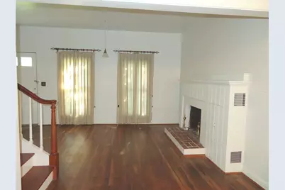 702 Erin Street, El Campo, TX 77437 - Photo 5