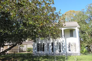 702 Erin St, El Campo, TX 77437 - Photo 29