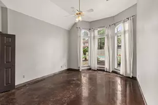 551 Stephen F Austin Dr, Conroe, TX 77302 - Photo 17