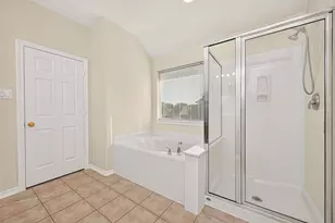 18911 Piney Bend Ct, Tomball, TX 77375 - Photo 31