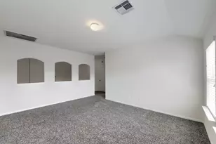 14527 Round Mountain Dr, Houston, TX 77090 - Photo 9