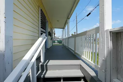 1213 28th St #2, Galveston, TX 77550 - Photo 5
