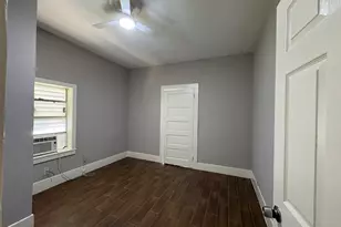 1213 28th St, Galveston, TX 77550 - Photo 11