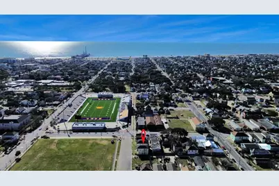 1213 28th St #2, Galveston, TX 77550 - Photo 29