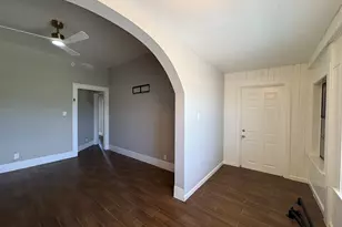1213 28th St, Galveston, TX 77550 - Photo 5