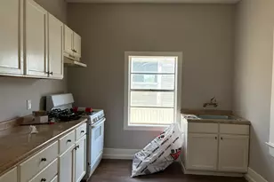 1213 28th St, Galveston, TX 77550 - Photo 21