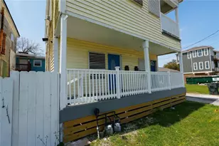 1213 28th St, Galveston, TX 77550 - Photo 13
