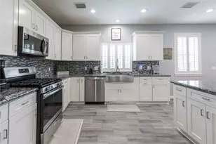 5922 Walkabout Way, Katy, TX 77450 - Photo 11