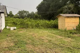 9108 Hwy 87 N, Orange, TX 77632 - Photo 19