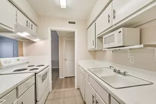 6410 Del Monte Dr, Houston, TX 77057 - Photo 25