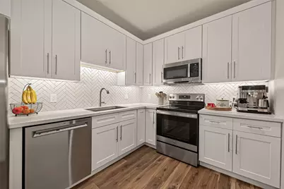 3330 Las Palmas Street #22, Houston, TX 77027 - Photo 13