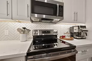 3330 Las Palmas St, Houston, TX 77027 - Photo 15