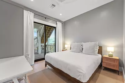 10818 Sweetwater Cove Boulevard, Galveston, TX 77554 - Photo 21