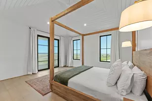 10818 Sweetwater Cove Blvd, Galveston, TX 77554 - Photo 5