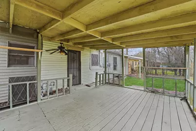 5711 Belmark Street, Houston, TX 77033 - Photo 21