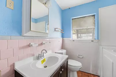 5711 Belmark Street, Houston, TX 77033 - Photo 19