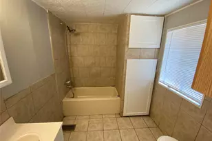 109 Birchwood Dr, Willis, TX 77378 - Photo 23