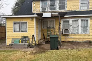 2421 Liberty Ave St, Beaumont, TX 77702 - Photo 3