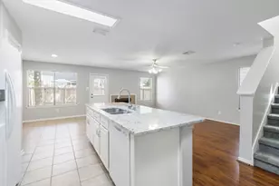 230 Blushwood Pl, The Woodlands, TX 77382 - Photo 11