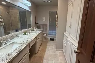 8 Bayou Bend Pl, Beaumont, TX 77706 - Photo 17