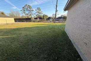 8 Bayou Bend Pl, Beaumont, TX 77706 - Photo 29