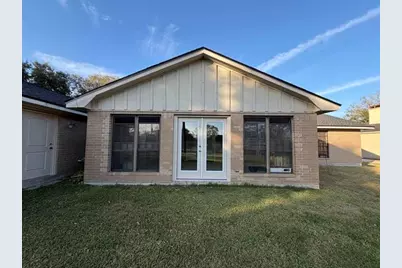 8 Bayou Bend Place, Beaumont, TX 77706 - Photo 25
