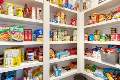 9910 Pine Forest Court, Baytown, TX 77521 - Photo 13