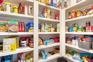 9910 Pne Frst Ct, Baytown, TX 77521 - Photo 13