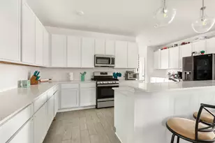 9910 Pne Frst Ct, Baytown, TX 77521 - Photo 11