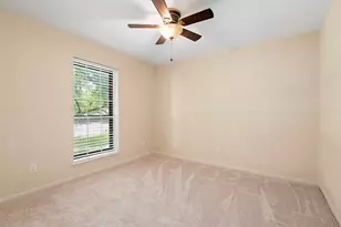 14215 Lost Meadow Ln, Houston, TX 77079 - Photo 15