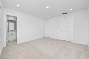 2415 Outpost Cyn Dr, Arcola, TX 77583 - Photo 31