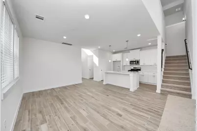 2415 Outpost Canyon Drive, Arcola, TX 77583 - Photo 9