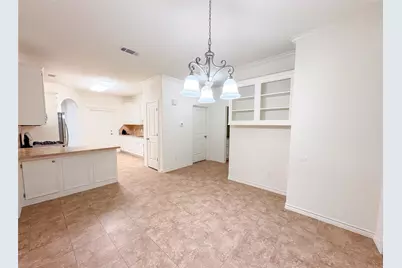 332 Green Leaf Street, Huntsville, TX 77340 - Photo 3