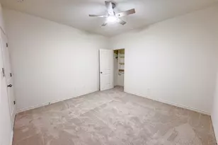 332 Greenleaf St, Huntsville, TX 77340 - Photo 11