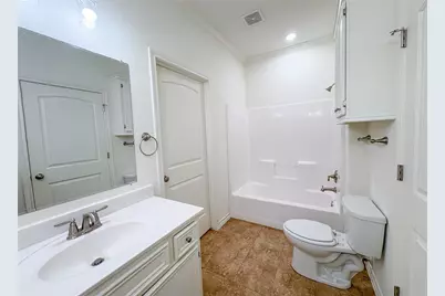 332 Green Leaf Street, Huntsville, TX 77340 - Photo 7