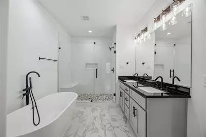 2217 Lee Street, Houston, TX 77026 - Photo 9