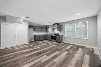1894 Dolly Wright Street, Houston, TX 77088 - Photo 5