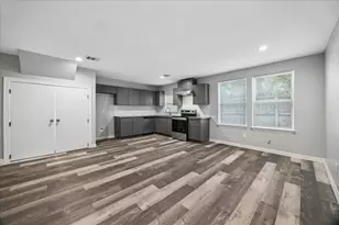 1894 Dolly Wright St, Houston, TX 77088 - Photo 5
