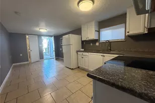 4505 Avenue K, Galveston, TX 77551 - Photo 13