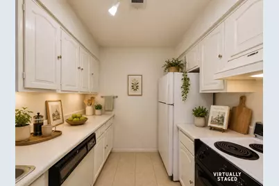 815 Wax Myrtle Lane #A, Houston, TX 77079 - Photo 15