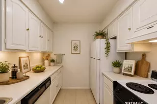 815 Wax Myrtle Ln, Houston, TX 77079 - Photo 15