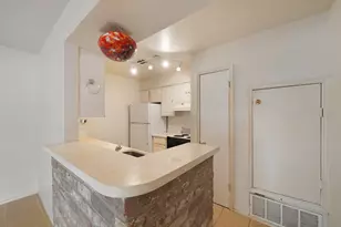 815 Wax Myrtle Ln, Houston, TX 77079 - Photo 13